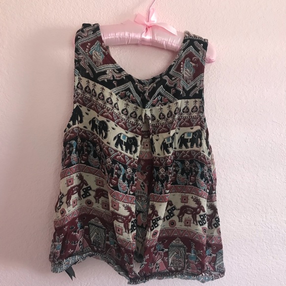 Native patterned shirt - Picture 2 of 2